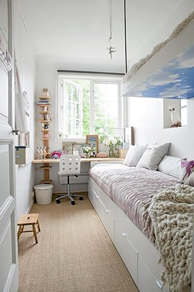 Một ý tưởng tuyệt vời cho phòng ngủ có chiều ngang hẹp